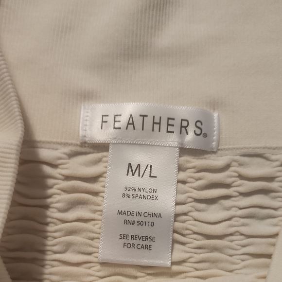 Feathers Cream Textured Fabric - Picture 6 of 9